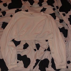 Puffy urban outfitters shirt 🤍🤍